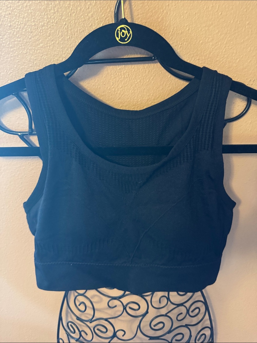 Black Seamless Crop Sports Bra - Branding